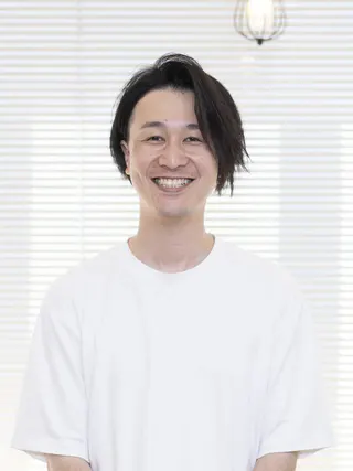三谷 歩